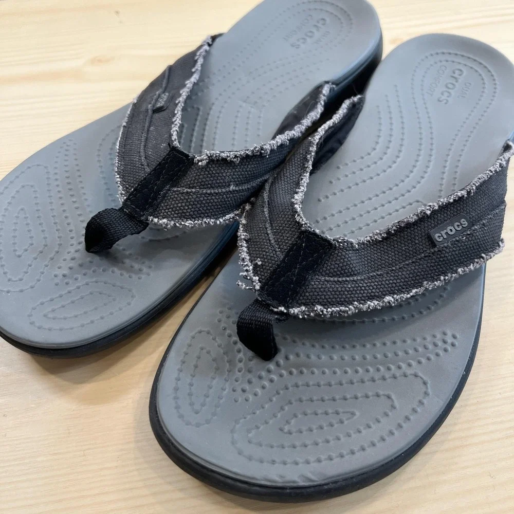 Crocs Canvas Thong Sandals Santa Cruz Mens 12 Gray Dual Comfort Flip Flop